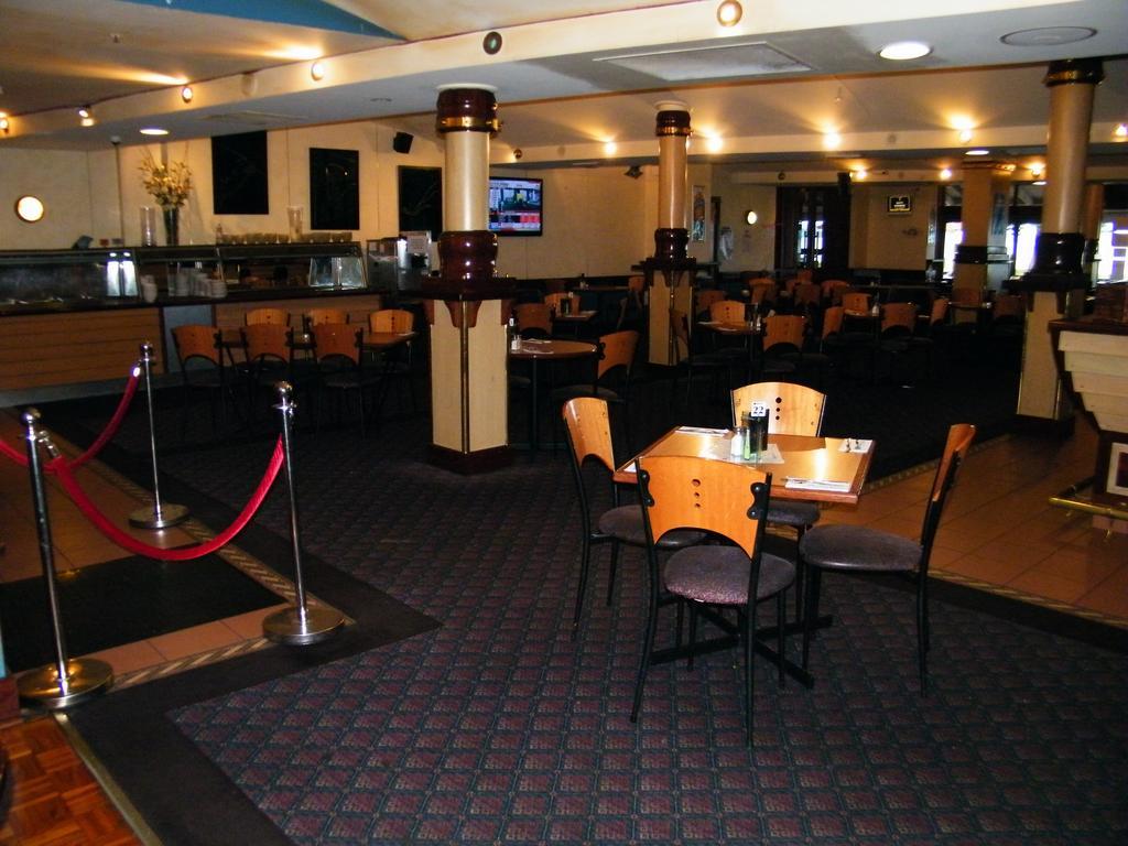 Grand Tasman Hotel Port Lincoln Exterior foto